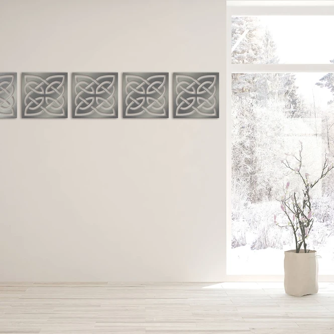 Matériel: Aluminium brossé, 3MM, 18X18 po